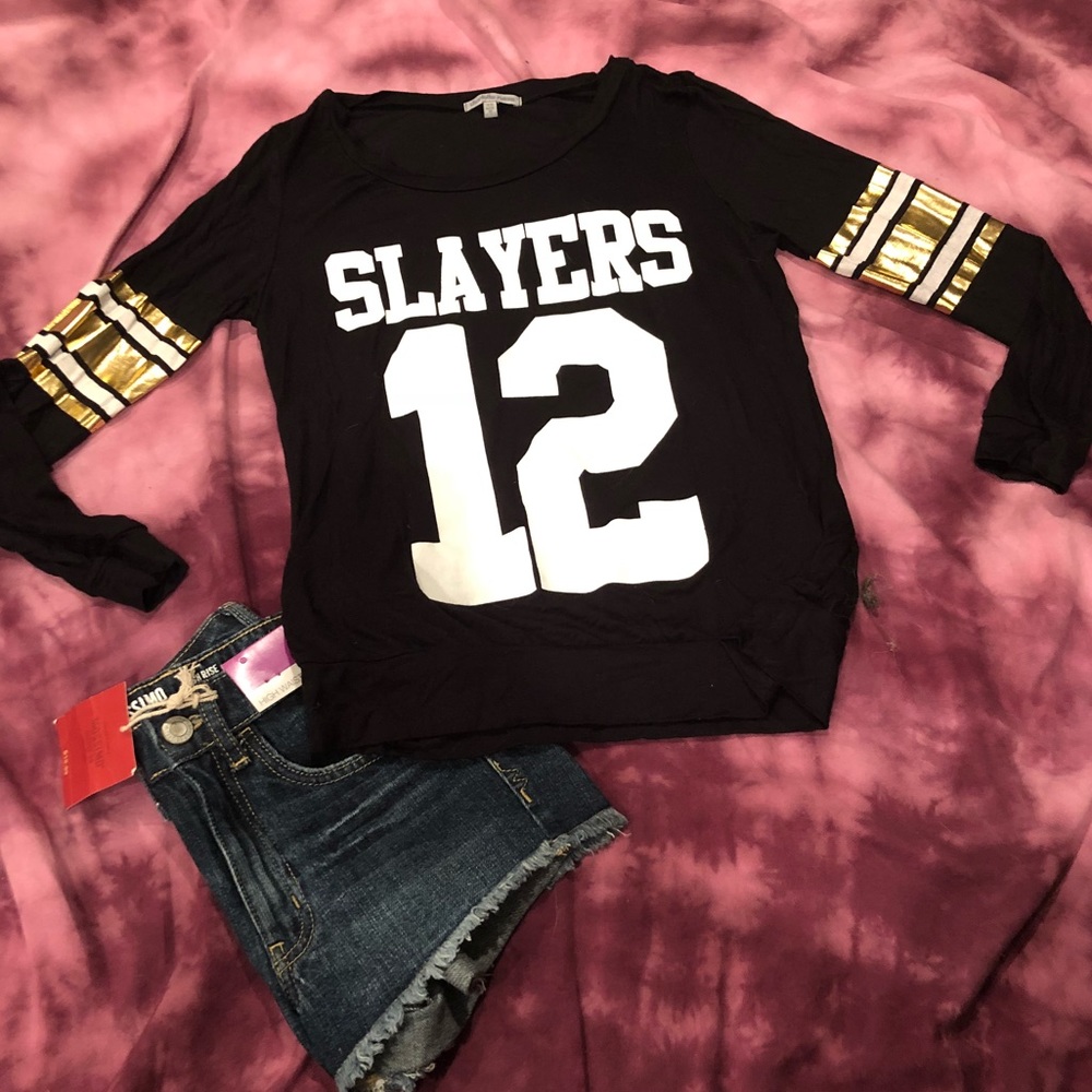 Thin Long Sleeve Graphic Top